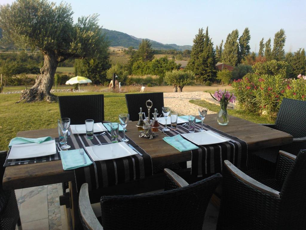 Relais De L'Alsou- Piscine Panzió Labastide-en-Val Kültér fotó